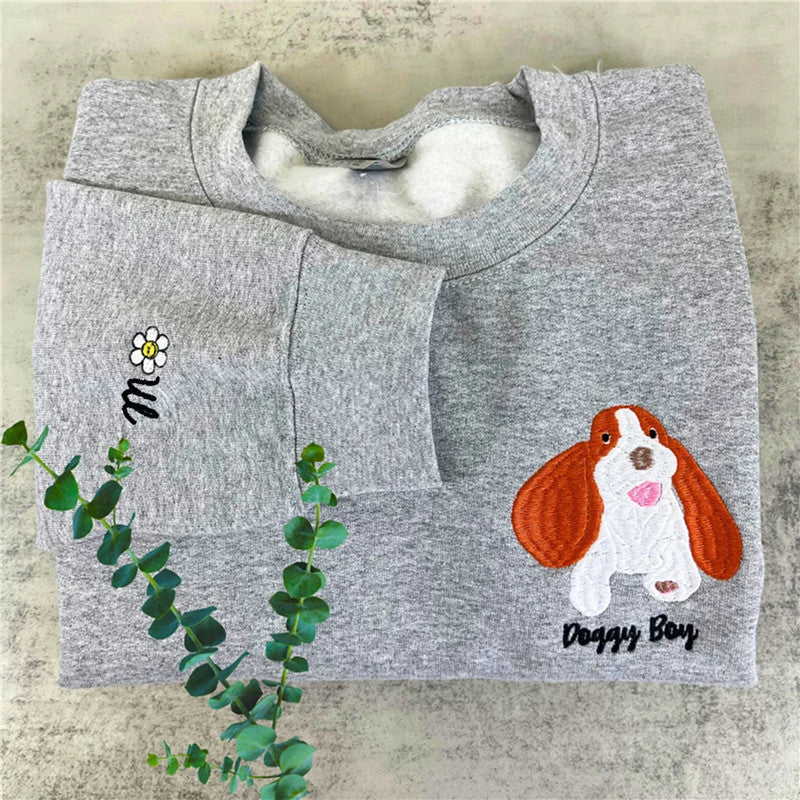 Sweatshirt with custom pet face and pet name. Custom embroidered